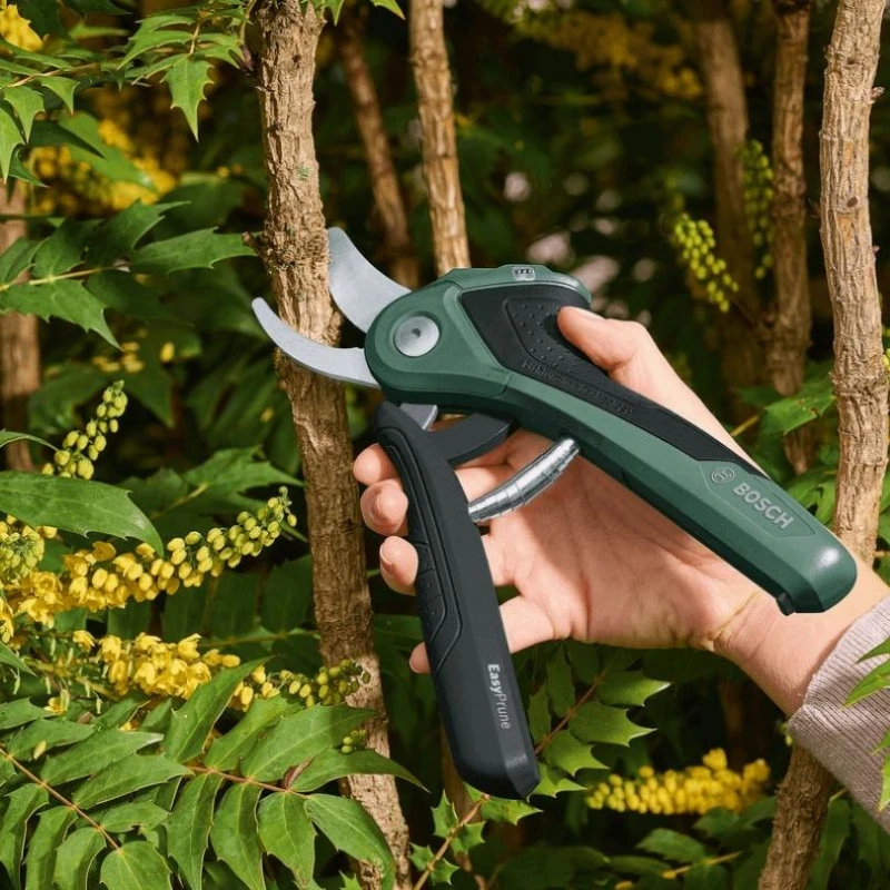 BOSCH Sécateur Easy Prune - 06008B2100 3 BOSCH Sécateur Easy Prune - 06008B2100 – Image 2