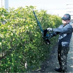 Forêt Jardin Soldes Magasin 13 Forêt Jardin Soldes Magasin -Forêt Jardin Soldes Magasin makita taille haie 18 v li ion 3 ah 60 cm 1 bat duh602sf 1