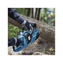 Tronçonneuses & élagueuses électriques MAKITA Tronçonneuse Sur Batterie 36V (2x18V 3.0Ah) 35cm - DUC353RF2 -Forêt Jardin Soldes Magasin makita tronconneuse sur batterie 36v 2x18v 30ah 35cm duc353rf2 5